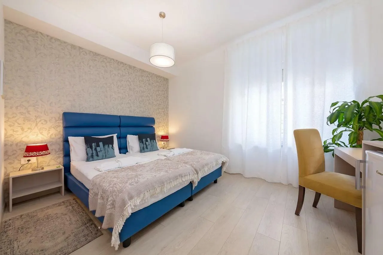 San Martino Rooms Pula 3*,