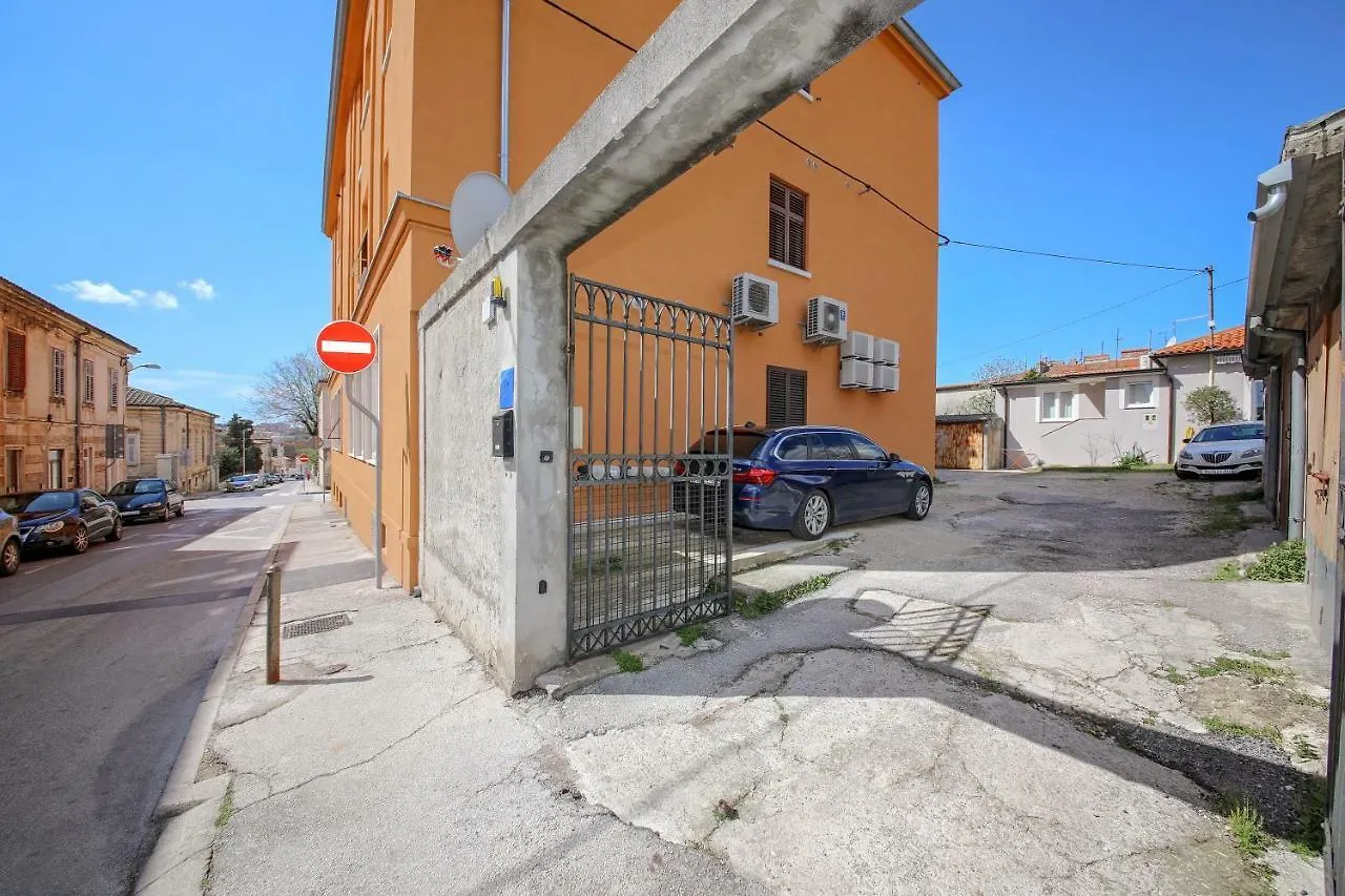 San Martino Rooms Pula Guest house
