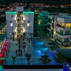 Nocleg ze śniadaniem Boutique Cosmopolis ****