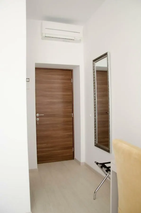 San Martino Rooms Pula 3*,