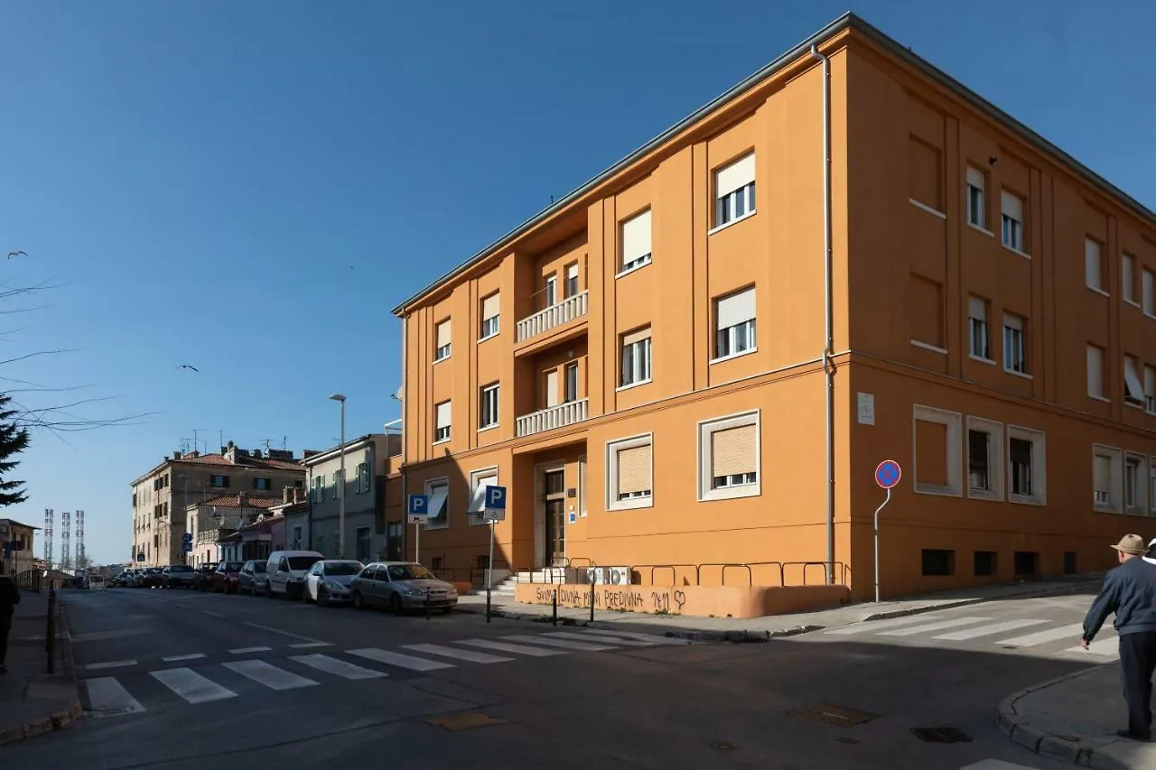 San Martino Rooms Pula 3*,